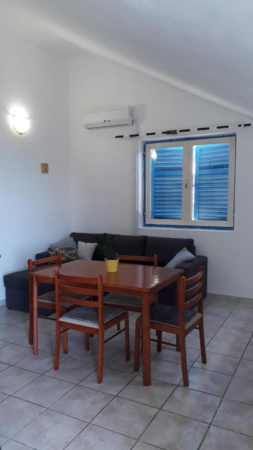 Apartments Gorka Vodice Eksteriør bilde