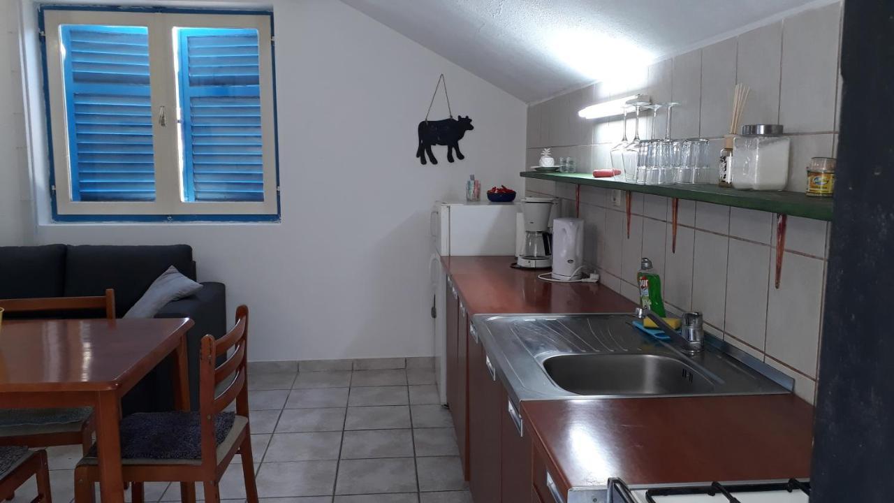 Apartments Gorka Vodice Eksteriør bilde