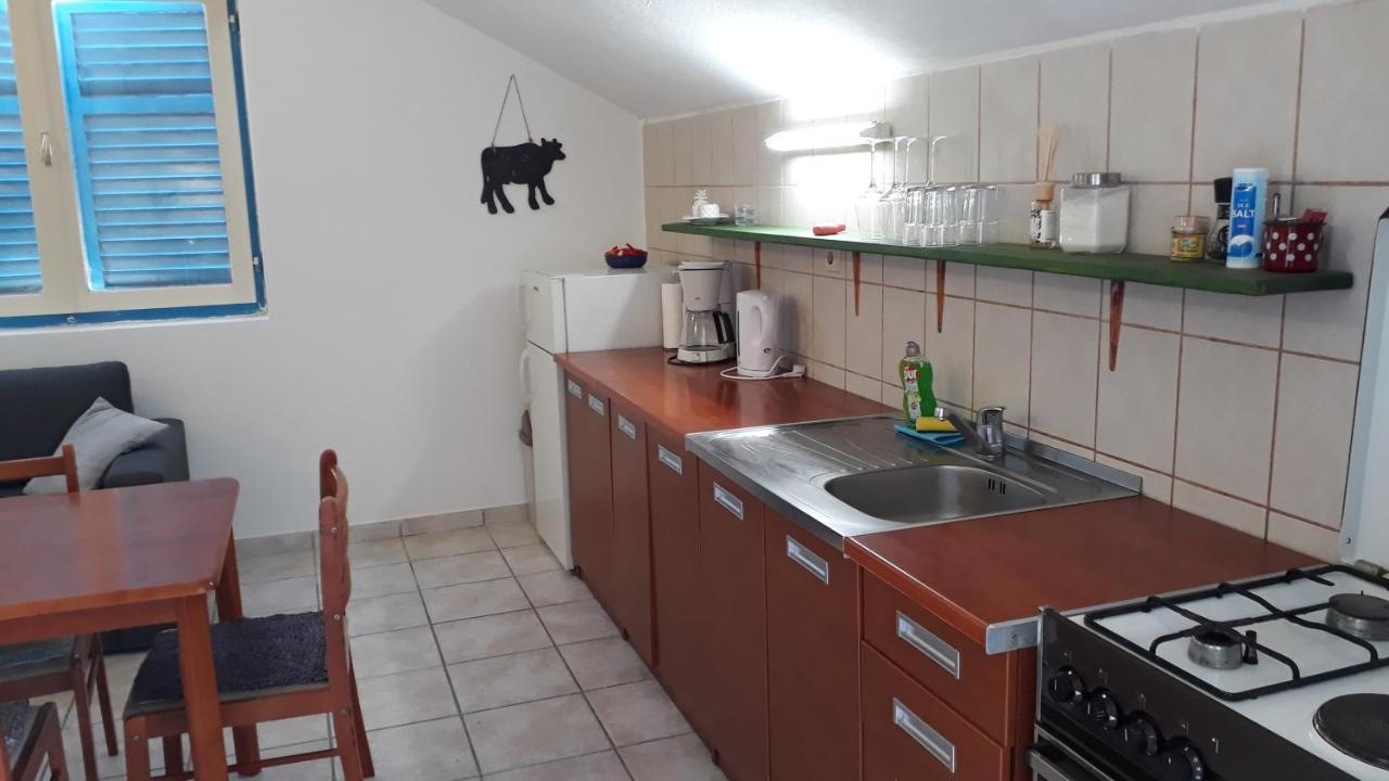 Apartments Gorka Vodice Eksteriør bilde
