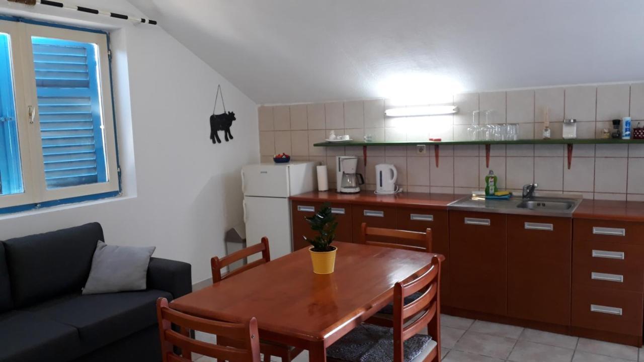 Apartments Gorka Vodice Eksteriør bilde